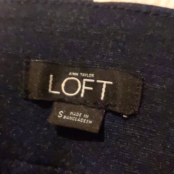 LOFT Seamed Ponte Dark Grey Leggings Size Small - Picture 3 of 4